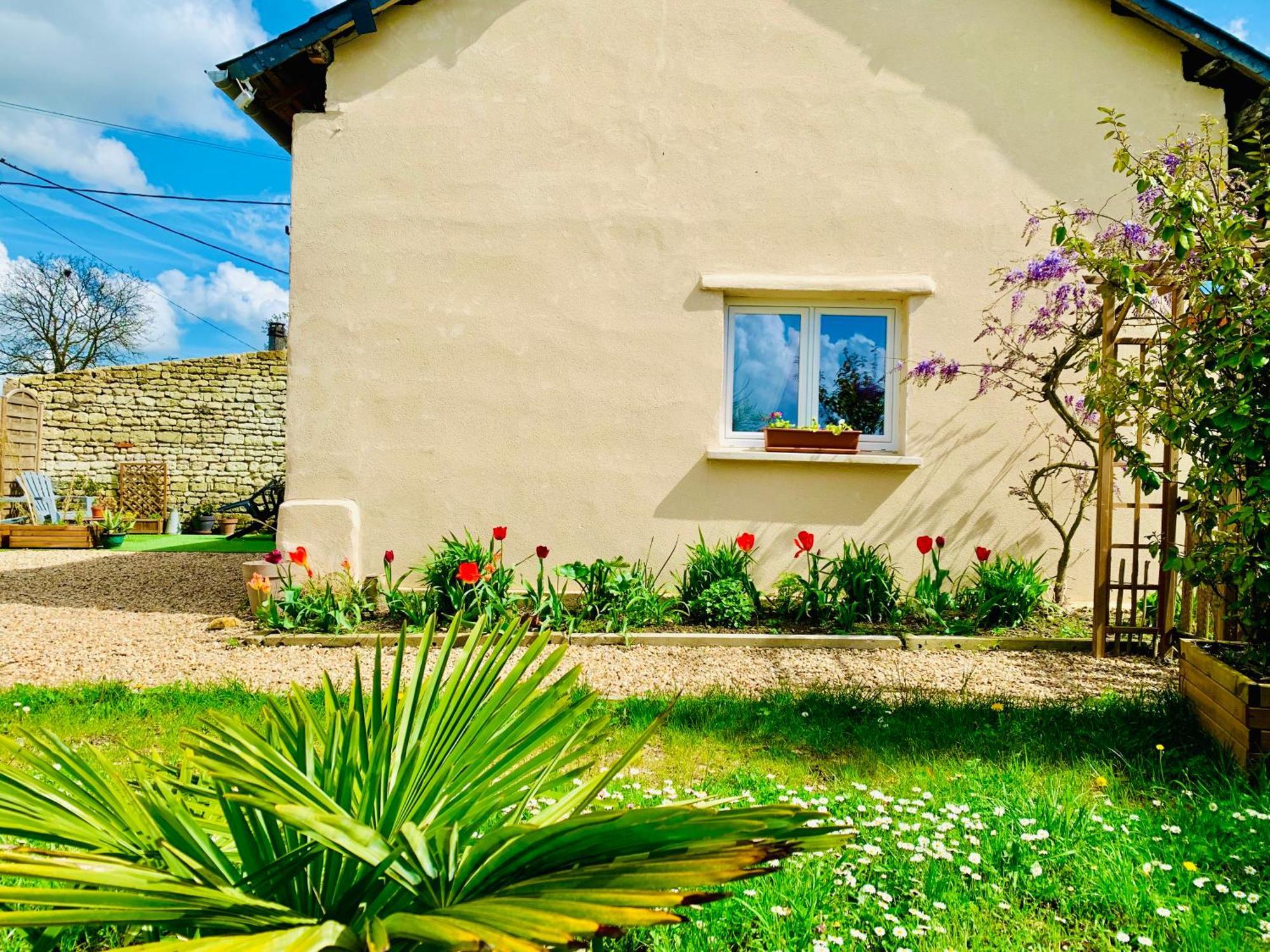 Gite Clair De Lune Monts-sur-Guesnes Exterior foto